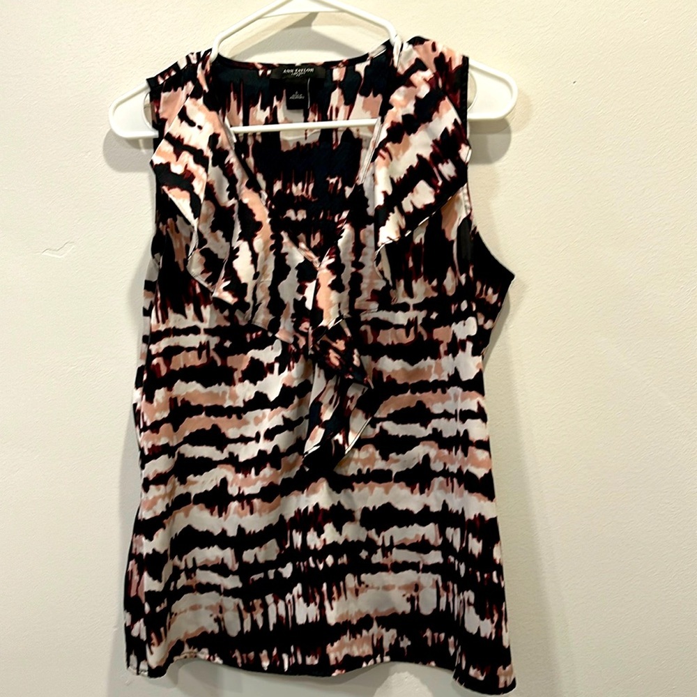 Ann Taylor. Dress tank. Size 6. Black, maroon, pink, white.